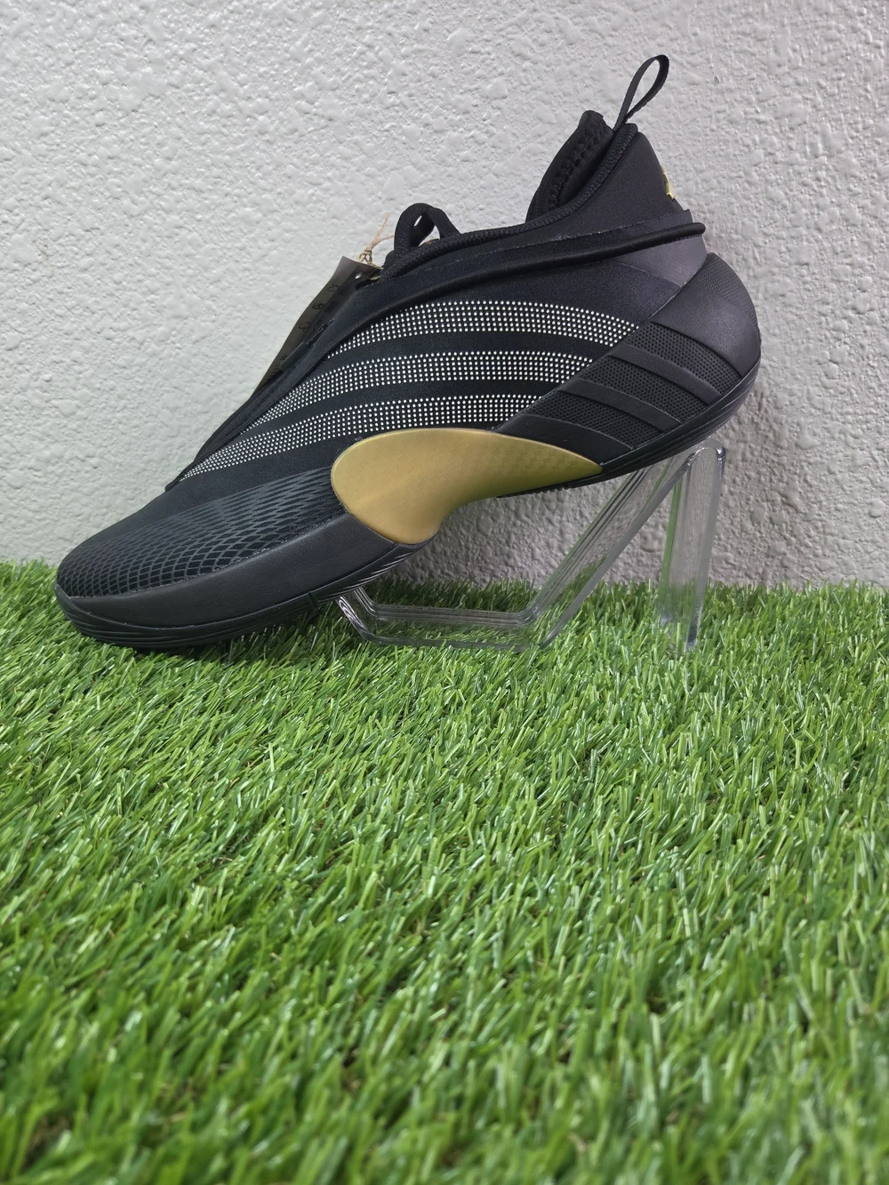 Adidas D.O.N. Issue 7 Basketball Shoes JQ9435 Size M 10 / W 11